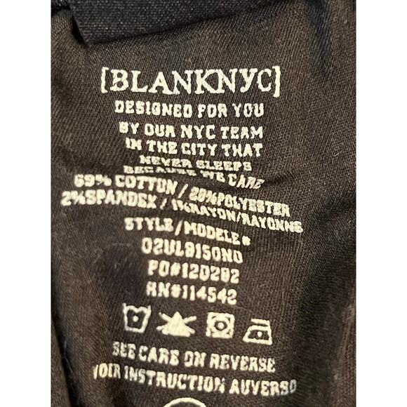 BLANKNYC Women's Size 30 Black The Fulton Distressed Denim Shorts - Picture 3 of 7